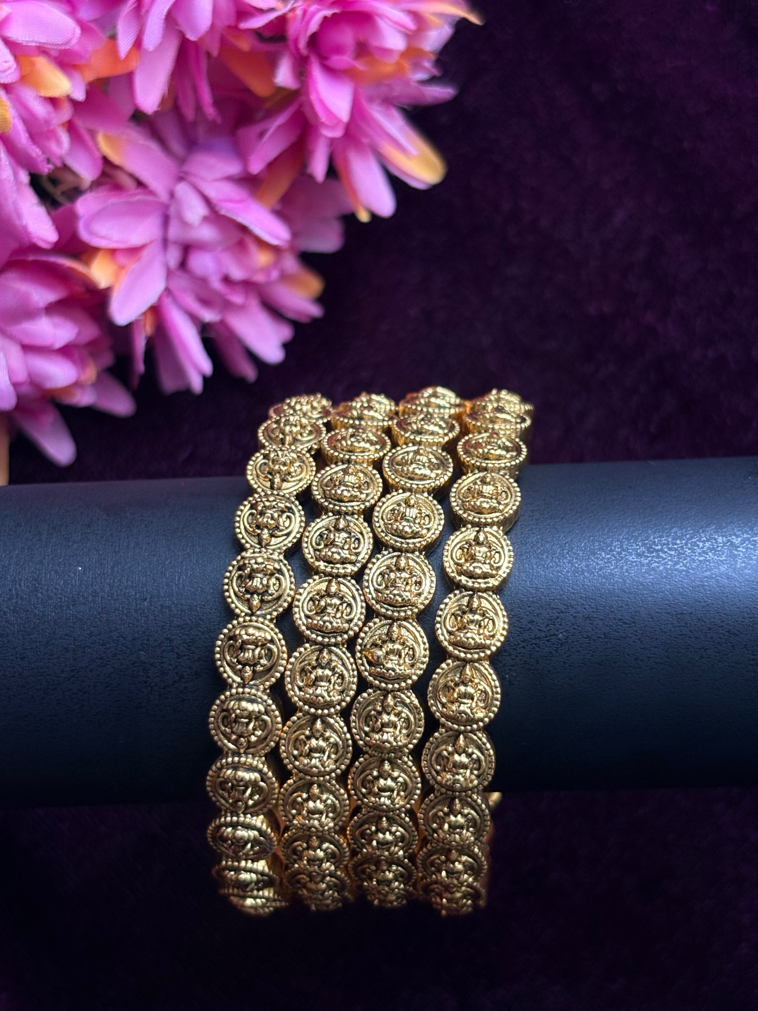 Antique Lakshmi Coin - Border Bangles