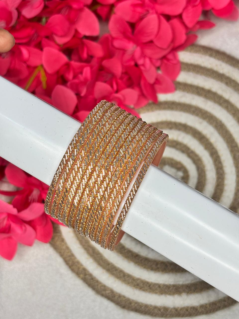 Border Single Line Bangles